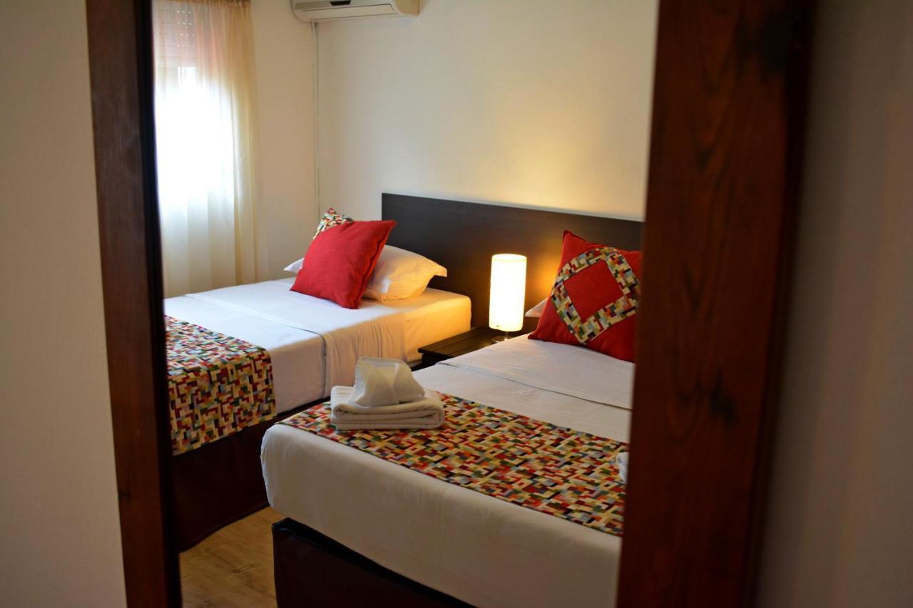 Hotel Express マルドナド エクステリア 写真
